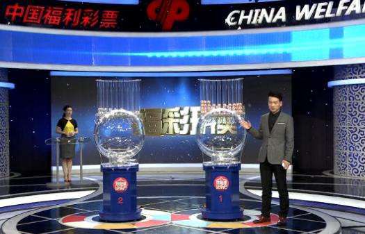 如果说外婆和母亲让伯格曼感受了艺术的魔力和快乐的美好瞬间;那么父亲则给了他阴郁的个性和白日梦的习惯，或许还有那些深沉的宗教情怀和抹不去的焦虑之感。